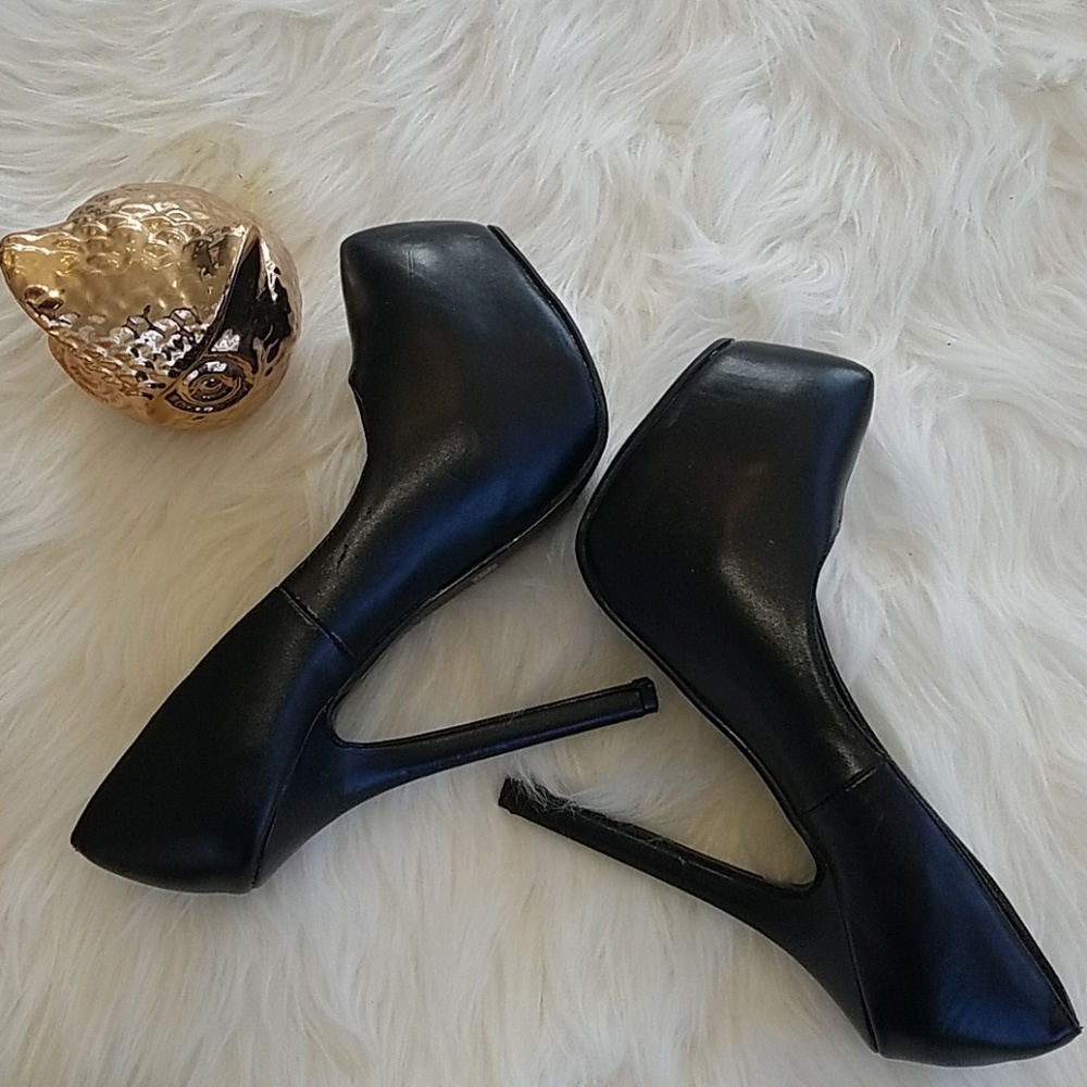 Heals - Picture 4 of 4